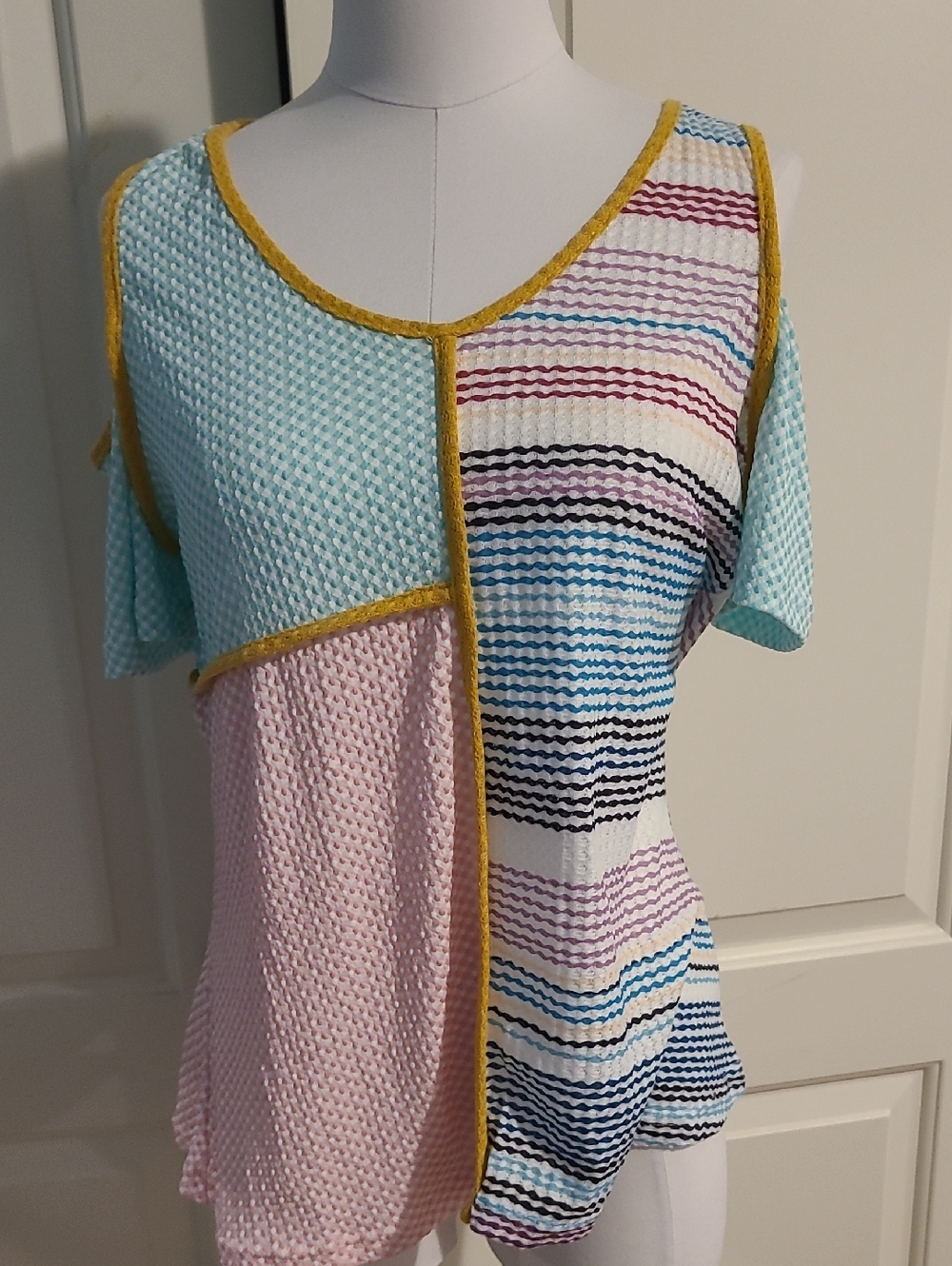 NWOT Colorblock Cold Shoulder Top